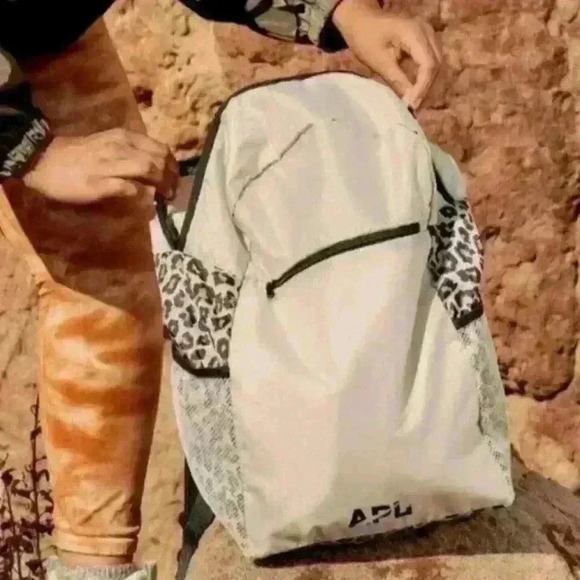 APL All-Purpose Leapord Print Packable Backpack - Picture 3 of 15